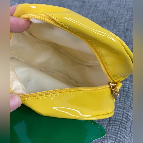 3/$20 Yellow Strawberry Shoulder Bag Crossbody Purse NEW - Picture 5 of 8